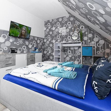 Apartment Meeresrauschen Im Gaestehaus Kock Neuharlingersiel Luaran gambar